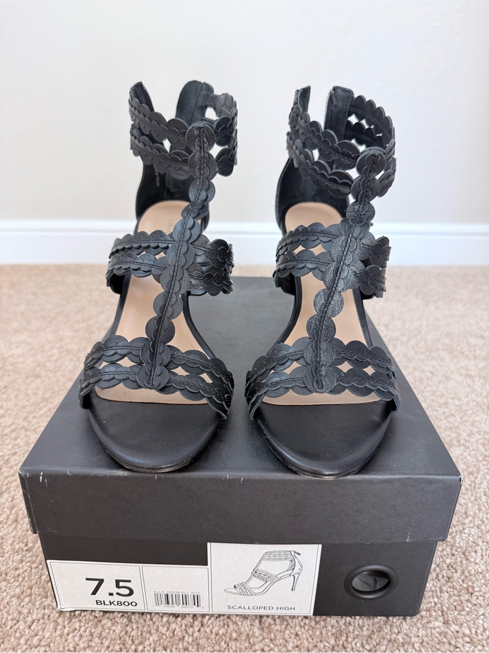 Banana Republic Black Scalloped Strap Women's Heels - Size 7.5